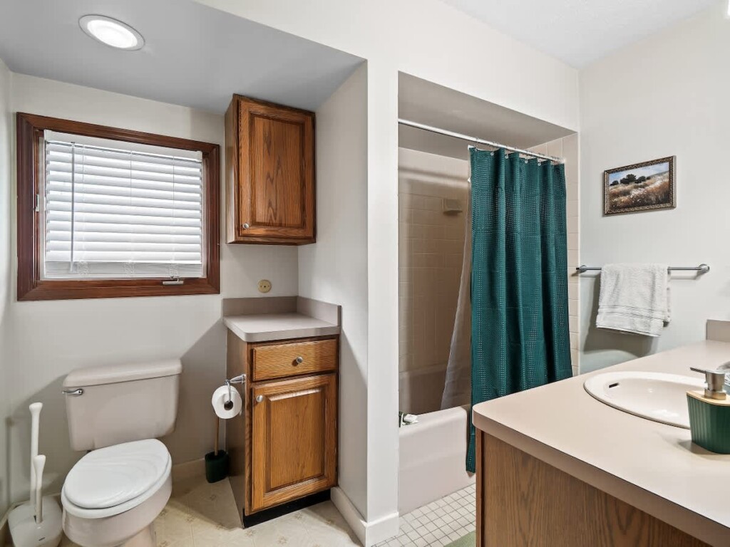 67f0f531 f0f1 4a u6fAT.jpg