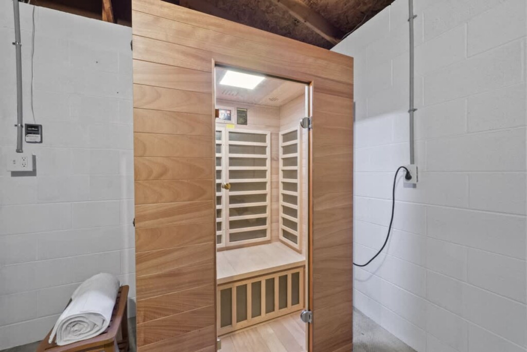 68dbab1b aa4c 47 UGyrE.jpg