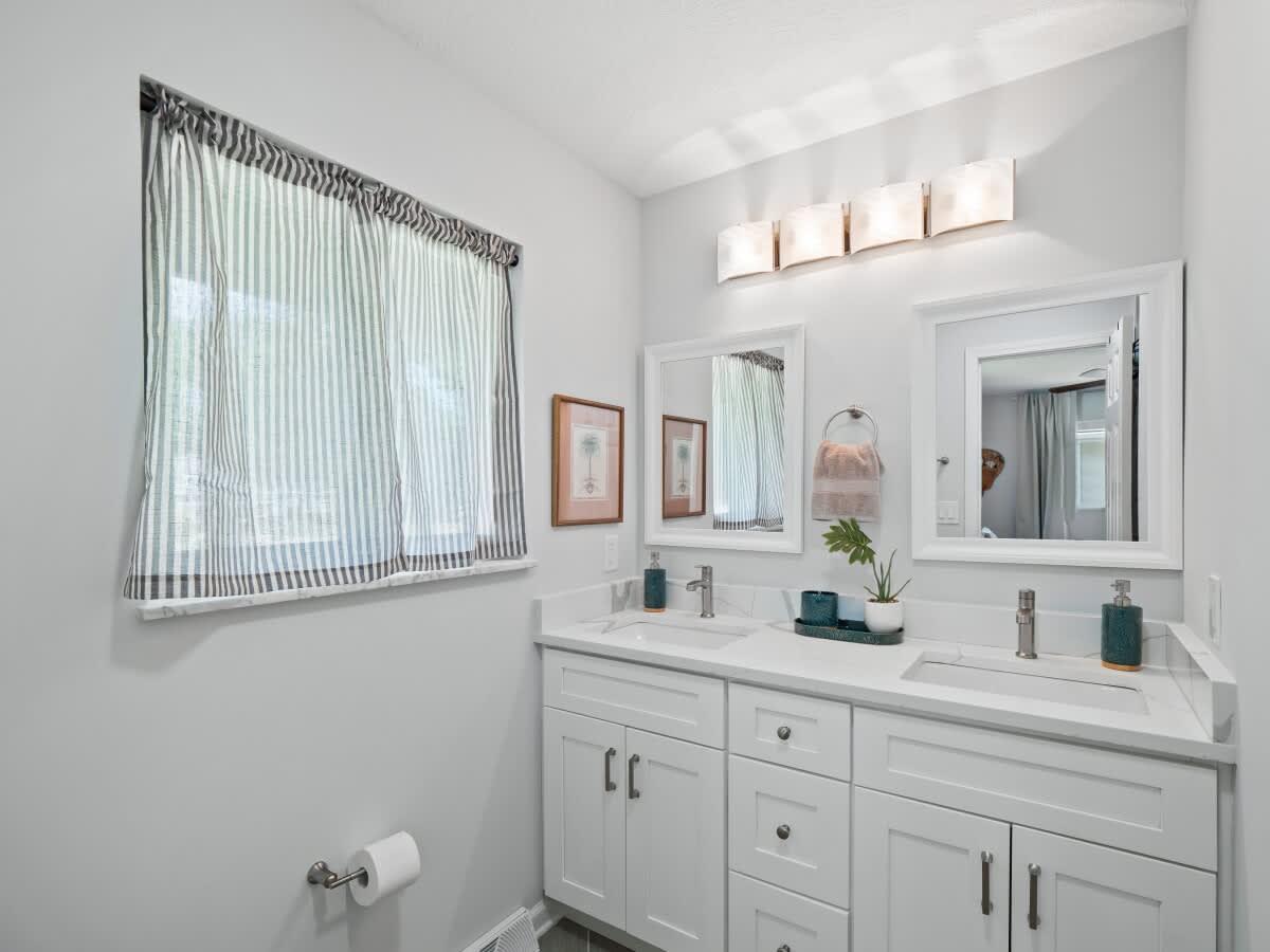 6dfefc19 71bd 4d NqFnc.jpg