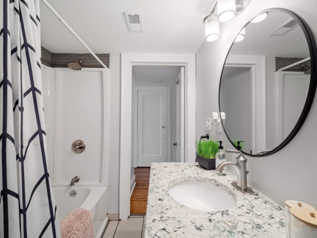 75c7a4fd 6a42 4f e3Mfr.jpg