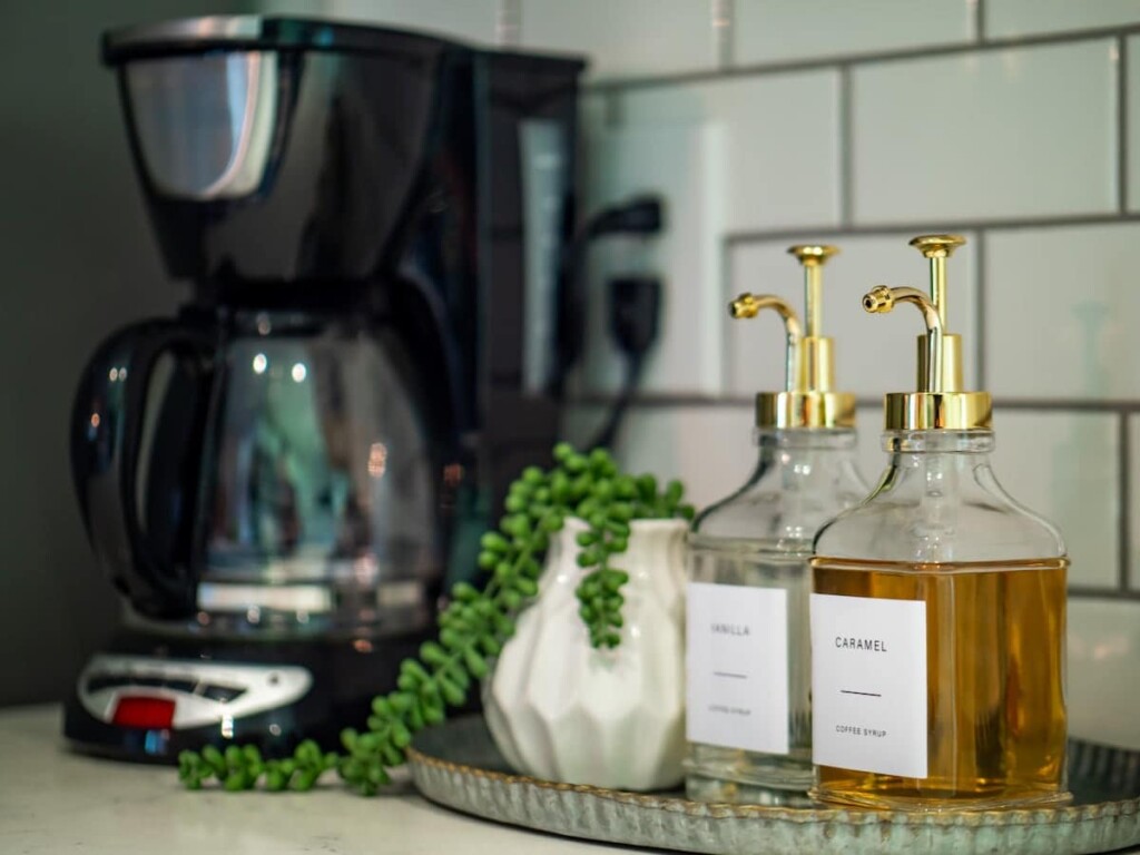 78b3ce12 20a2 4c dMZDU.jpg