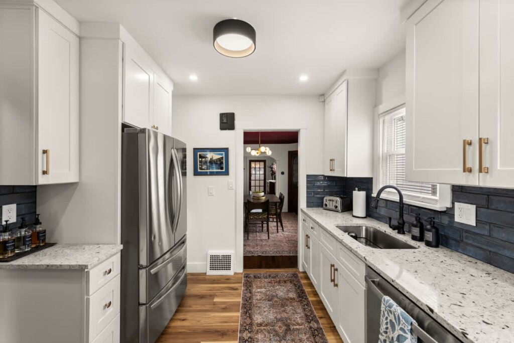 79efb59d 5e29 45 5Gf0f.jpg