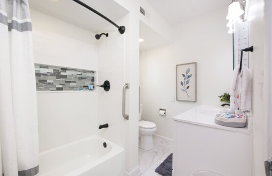 7a781885 ed23 46 rnUdr.jpg