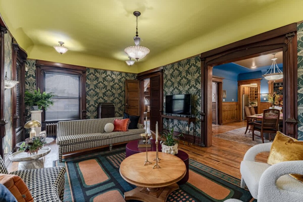 7b13defa 3a0d 44 zf31G.jpg