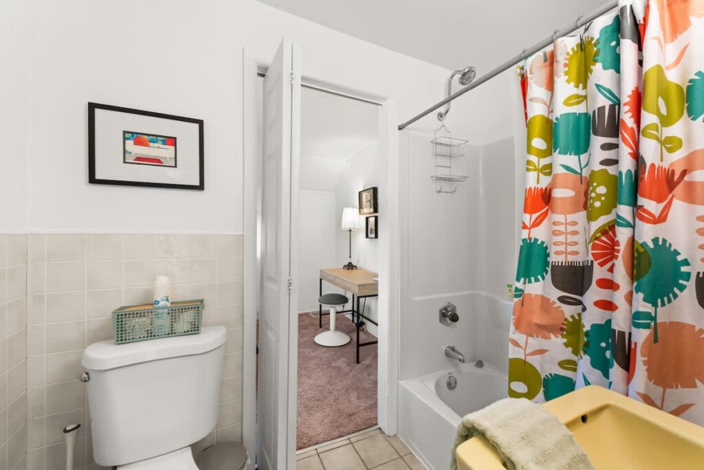 7b3240c9 9a33 4b hwxd .jpg