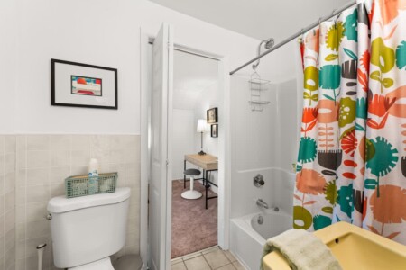 7b3240c9 9a33 4b hwxd .jpg