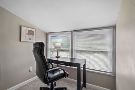 7cd4d960 0737 47 8K1QQ.jpg