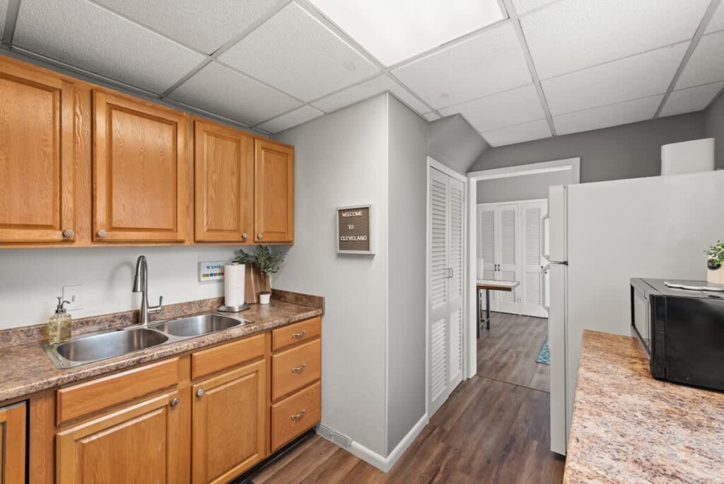 7dd0e69d c19f 43 jYkbq.jpg