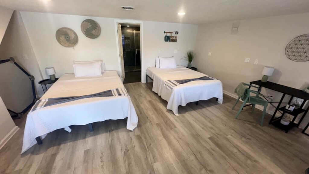 7e7787d7 f4fd 48 lwXFq.jpg