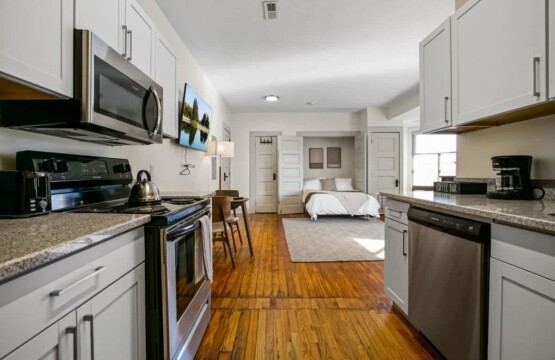 7fde3728 a7fc 45 SupLh.jpg