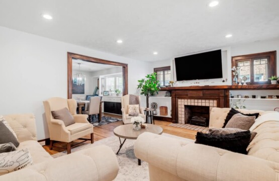 814344d1 c74a 43 W4FD .jpg