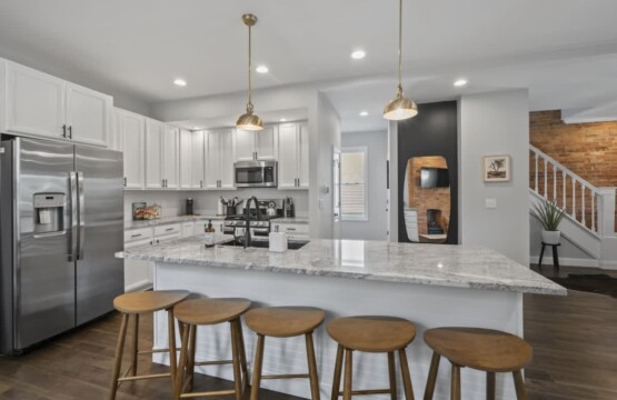 82b53f32 9131 4a bJHdw.jpg