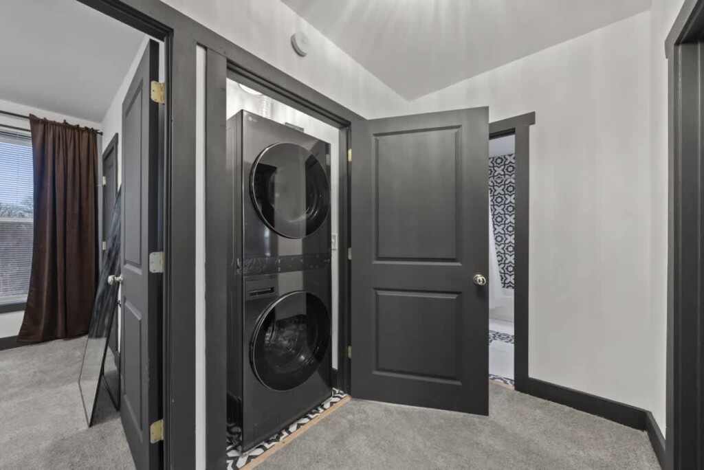 83e5dfa3 1b41 4f b eFj.jpg