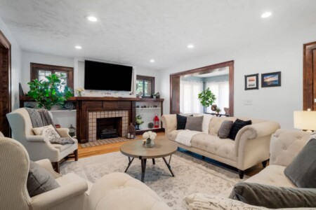 887a2f57 8365 4a Yb29.jpg