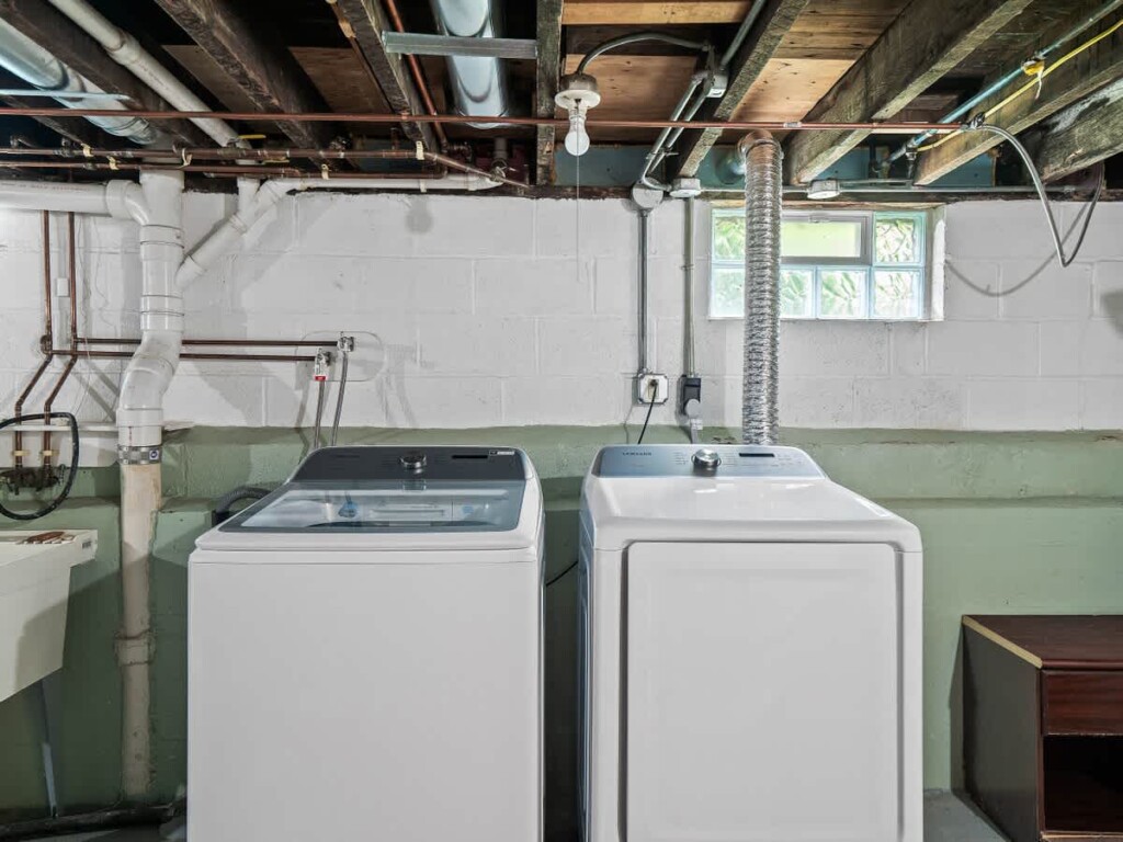 8b06633f 30dd 46 KKNCt.jpg