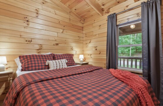 8c152db9 b1c1 44 8j6kO.jpg