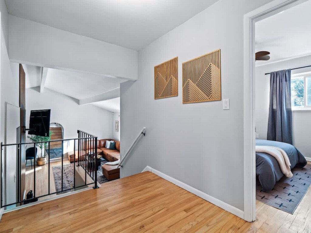 903f6b4e 7fc0 4c 4UoFB.jpg