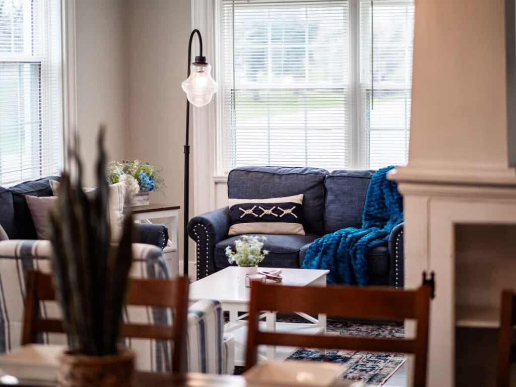 9140a24c b3c3 43 5 et.jpg