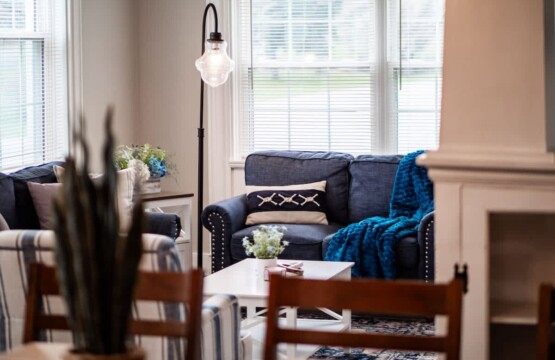 9140a24c b3c3 43 5 et.jpg