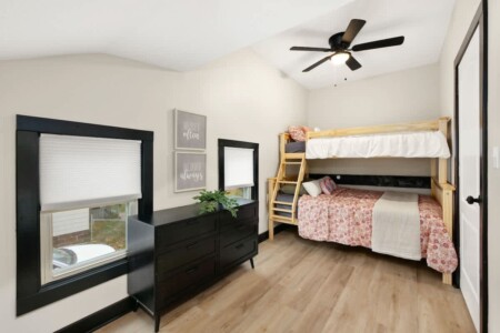 94688f72 e439 4a 0PLff.jpg