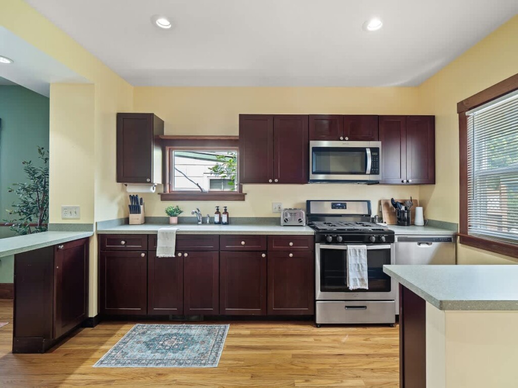 9527a8ae 0ee0 42 ZZQw4.jpg