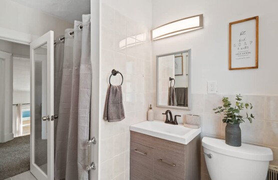 9668e6bd 257d 4d nuHEd.jpg