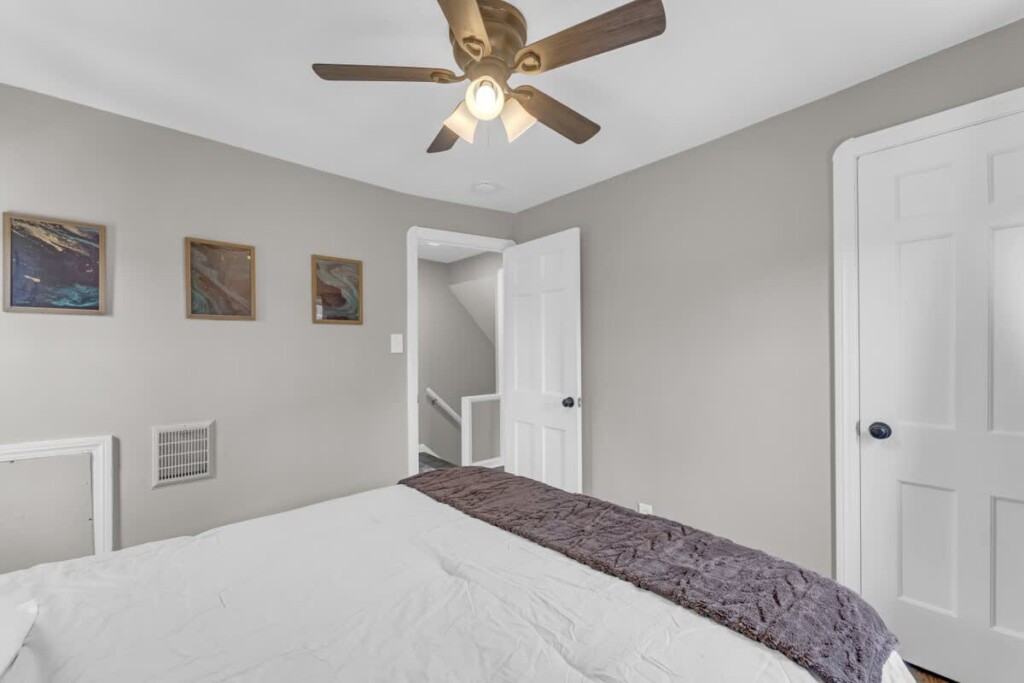 96c80a95 c981 4c hL2It.jpg