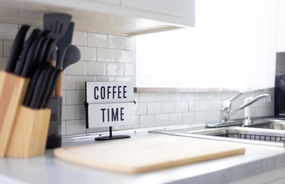 978f193b 66dc 42 No9V2.jpg