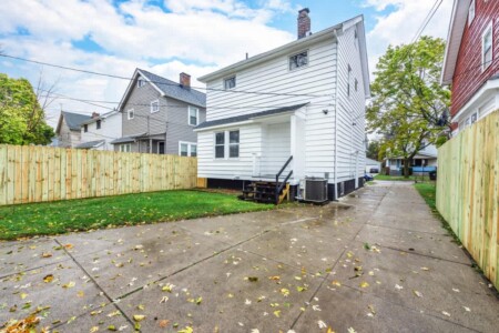 9f23660d ee96 4f m1oJo.jpg