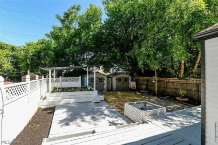 a06ab116 9f56 42 gwFnm.jpg