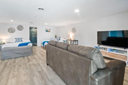 a885c06e b6a4 44 xWBh9.jpg