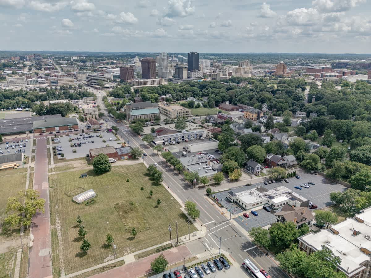 a9a59499 30a8 42 0BIYq.jpg