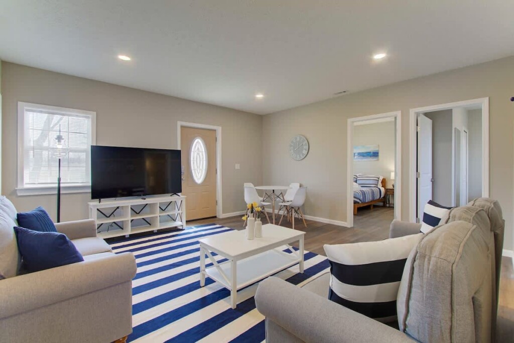 acf24a01 5c6f 41 FvdNf.jpg