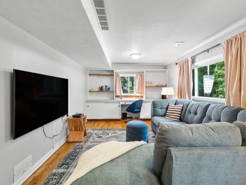 b52c2c5e f8ba 47 kknpX.jpg