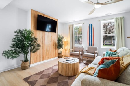 b7e00486 e90d 47 DJbr0.jpg