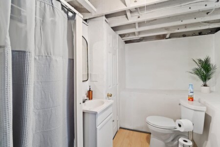 b8a17e23 9a9e 4b JdncM.jpg