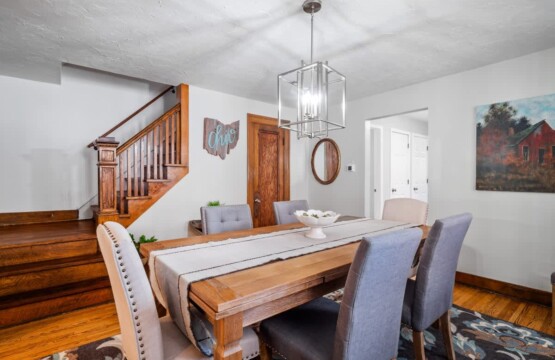 b8b721cf 6ee9 48 m34Zw.jpg