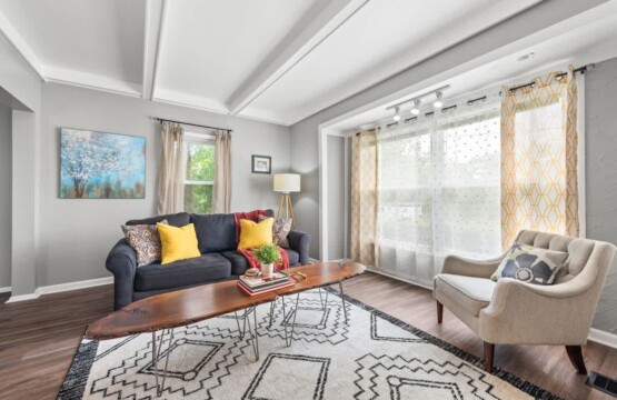 b9851668 ddb4 47 B1d5M.jpg