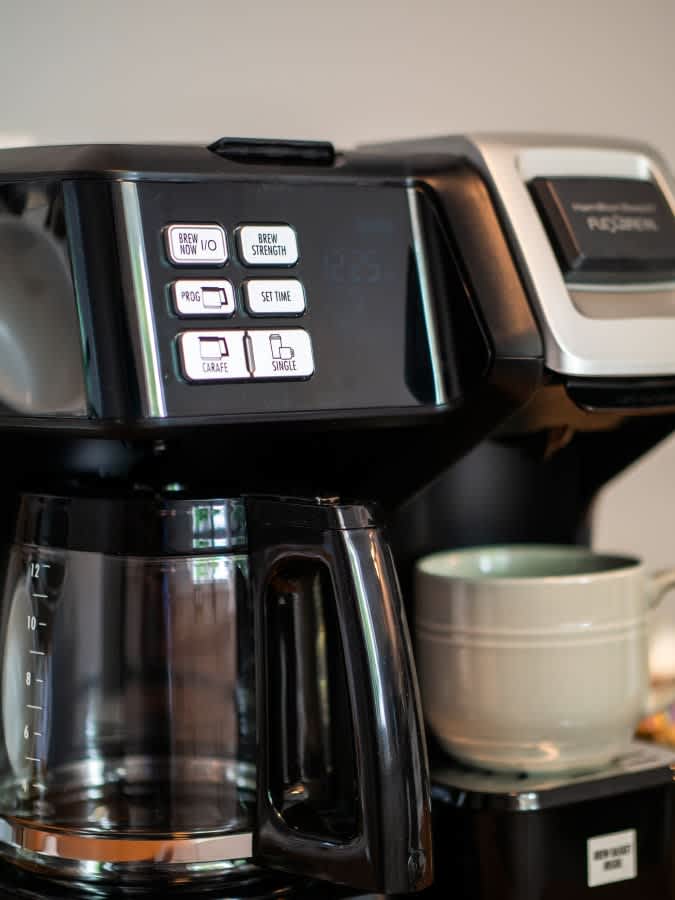 c0604c69 633f 42 CJeLu.jpg