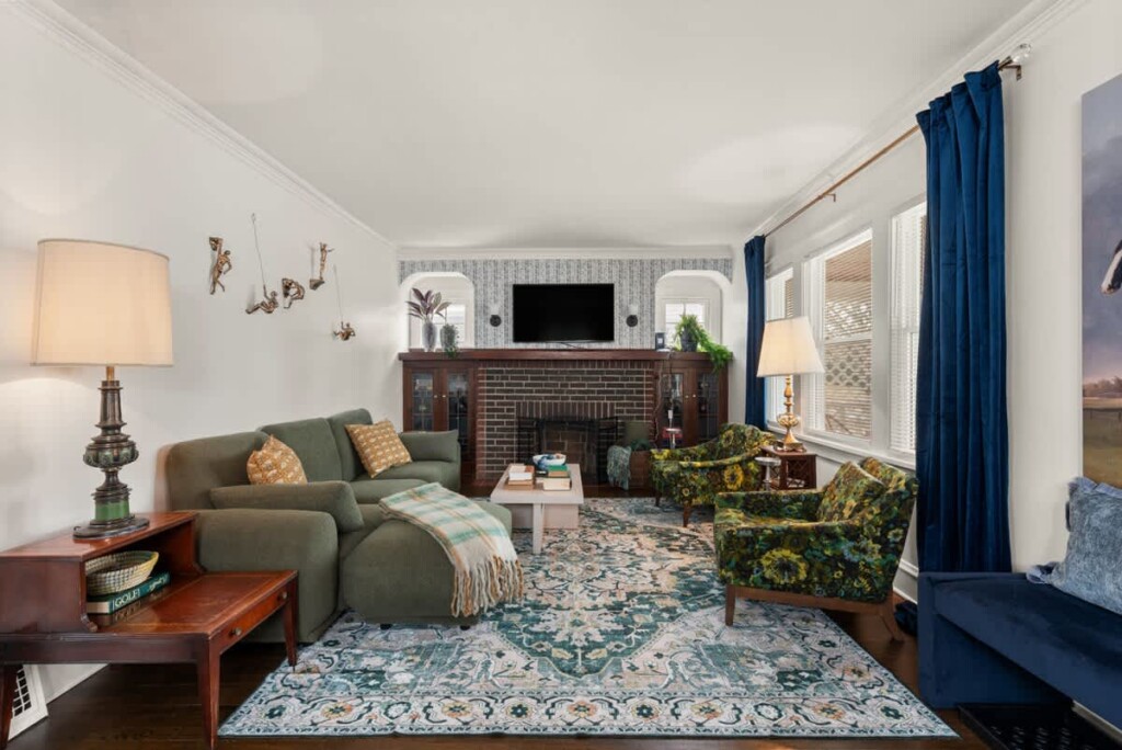 c19629a5 6e2d 49 xmjan.jpg