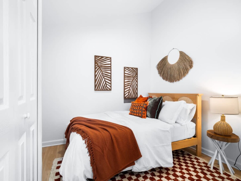 c2c5f64a 9c12 41 g rl3.jpg