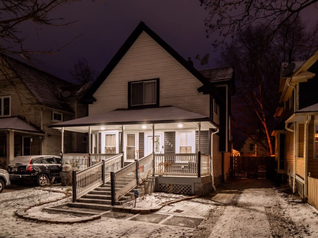 c35c5579 fb20 48.yjw .jpg