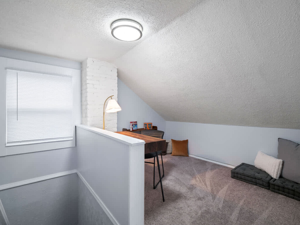 c41671f4 f900 46 n5y9m.jpg