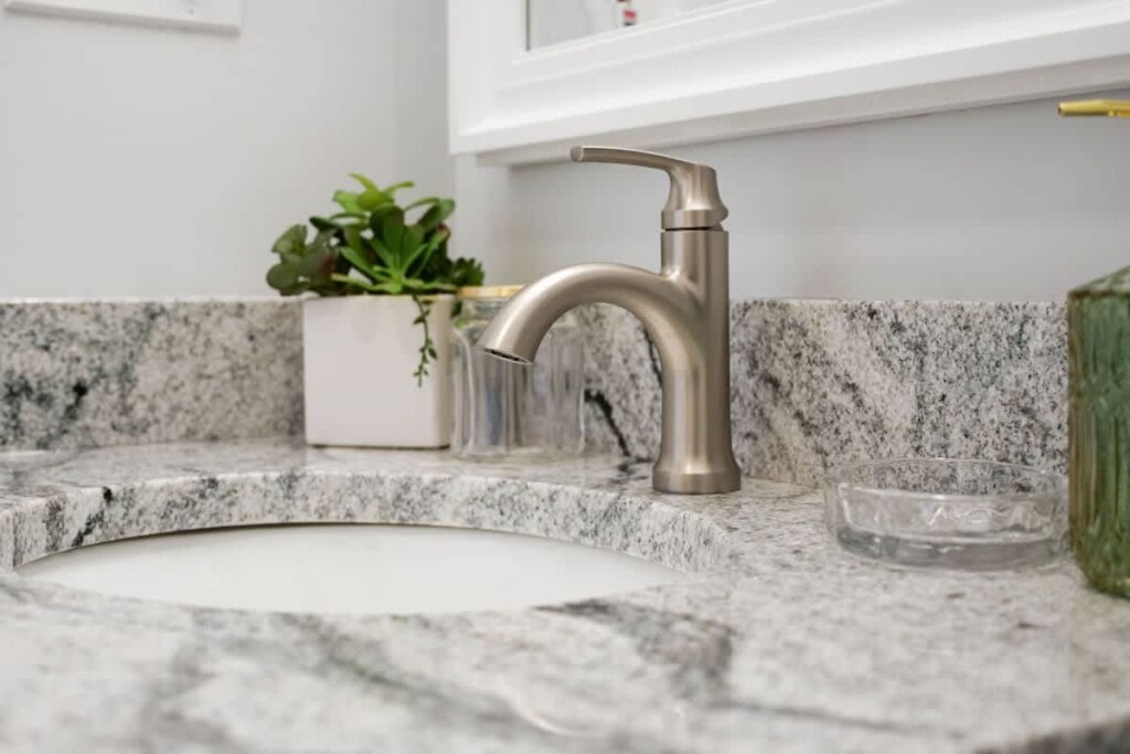 c8ec9f71 0905 4d ACXjo.jpg