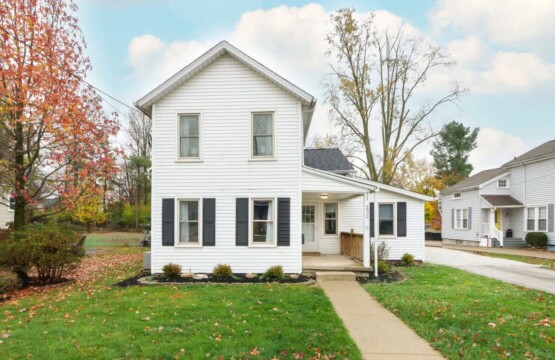 ca7cc95d 07ae 41 VIjF .jpg