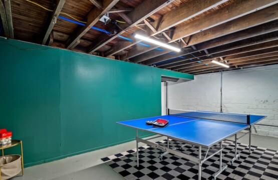 cb841bf0 e186 47 qR9CU.jpg