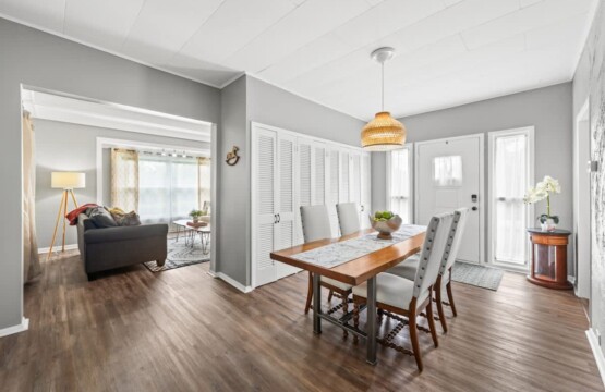 ccece57b e9dc 45 nSSWl.jpg