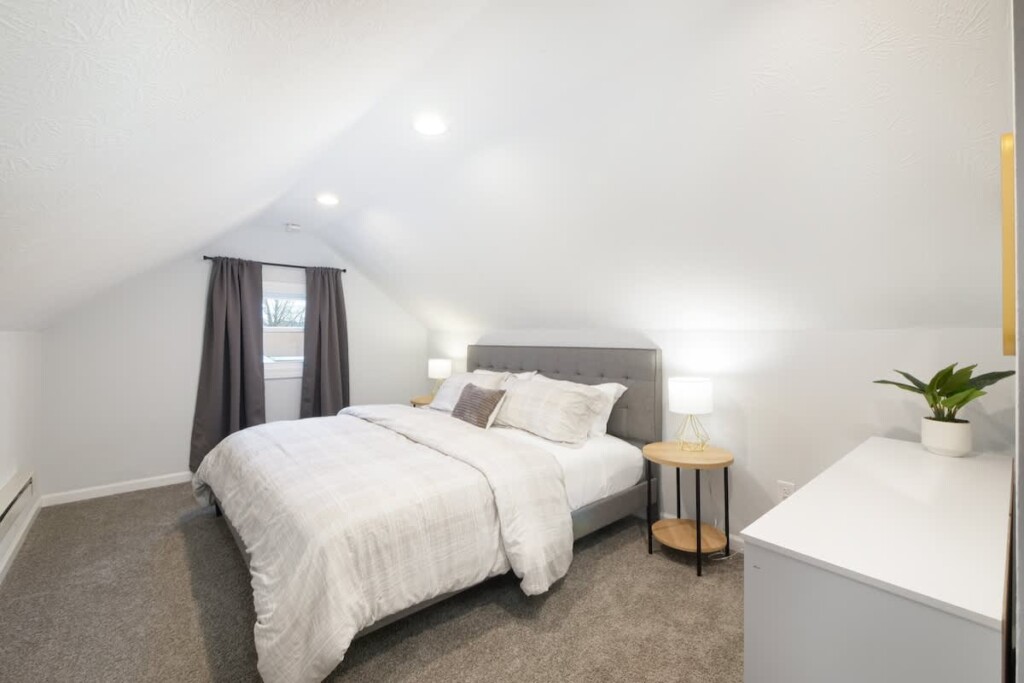 cd7d0255 ac4d 48 0so0J.jpg