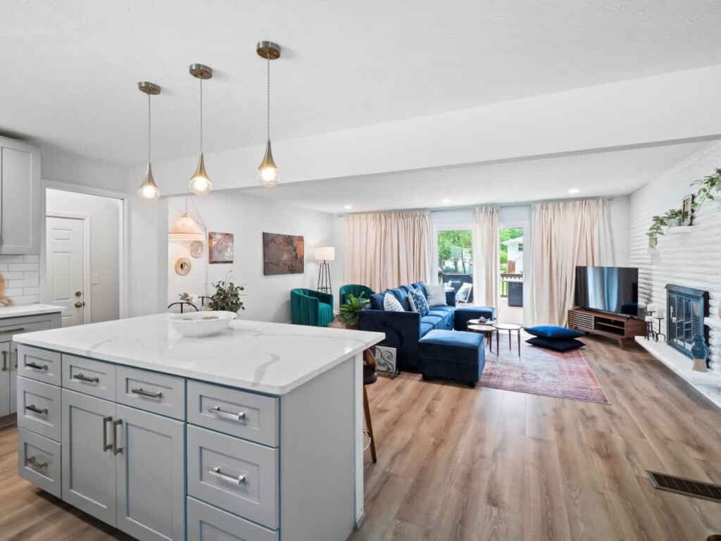 ce3f7ff3 234f 4f rj7W5.jpg