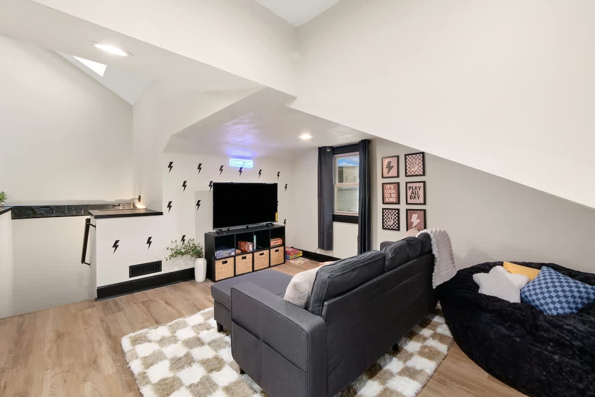 d305070f 1fcf 4b acXw5.jpg